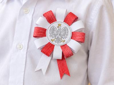 Kotylion na 11 listopada – szablon 3D do samodzielnego wykonania